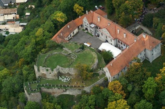 Hrad Modrý kameň
