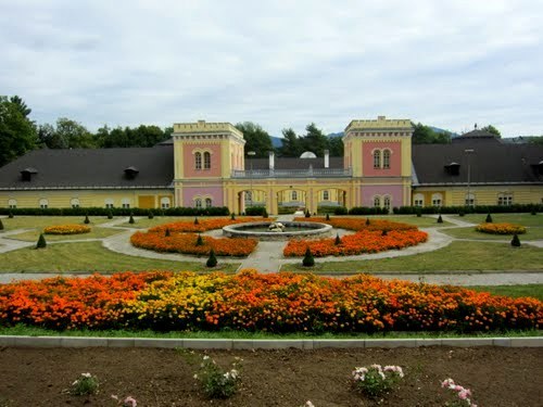 Kaštieľ a park v Hodkovciach