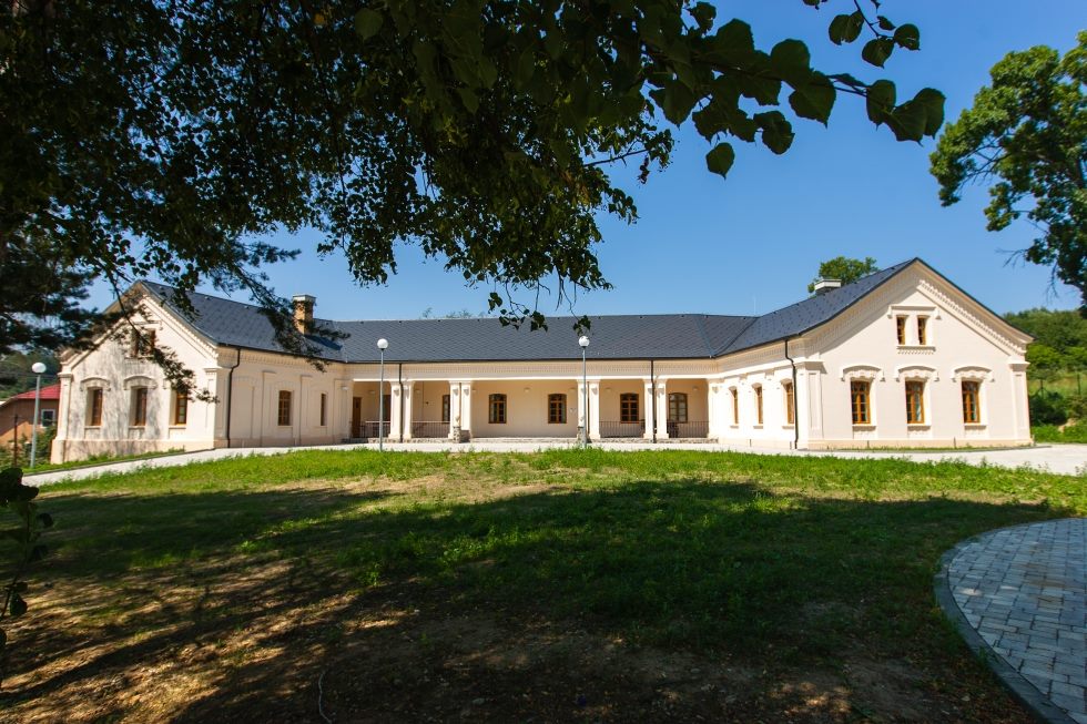 Múzeum regiónu Bielych Karpát - Kaštieľ Bohunice