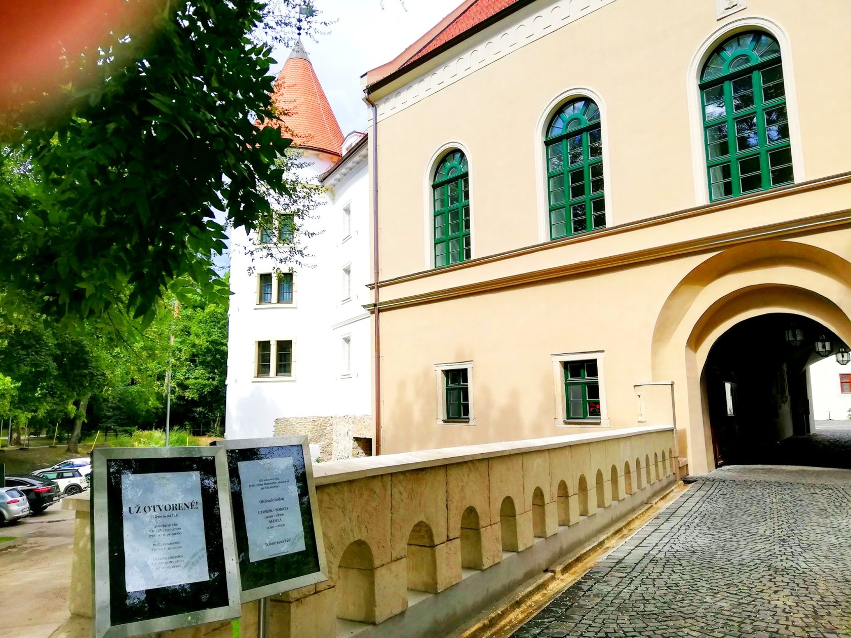 Pezinský zámok